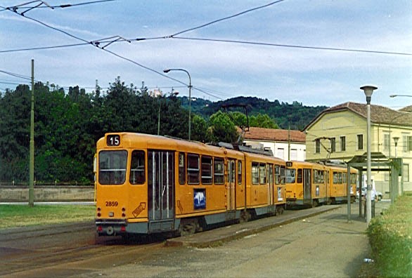 tram15